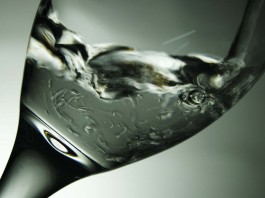 Ideas saludables para que beber agua sea menos aburrido Ideas saludables para que beber agua sea menos aburrido