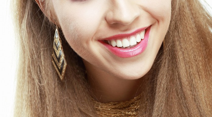 8 trucos para tener unos dientes blancos y saludables 8 trucos para tener unos dientes blancos y saludables