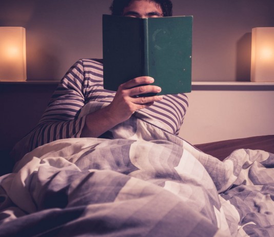 Los beneficios de leer antes de dormir Los beneficios de leer antes de dormir