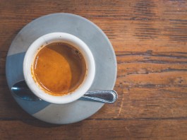 Tomar café a diario podría mejorar la supervivencia en casos de cáncer de colon, según un estudio Tomar café diario podría mejorar la supervivencia en casos de cáncer de colon, según un estudio