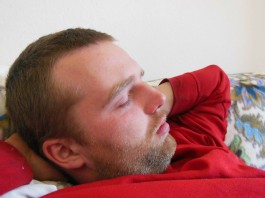 La siesta ayuda a controlar la presión arterial, según un estudio La siesta ayuda a controlar la presión arterial