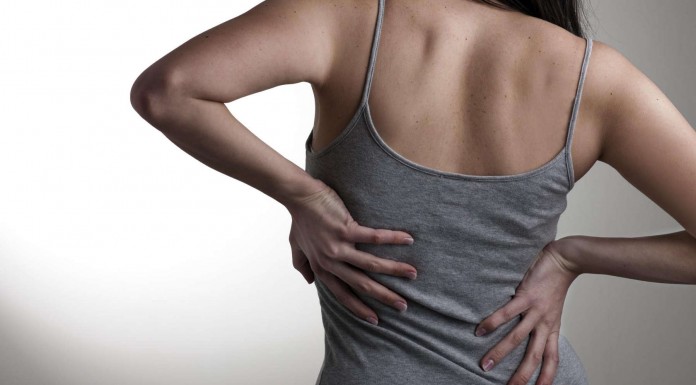 7 curiosos motivos por los que puede dolerte la espalda 7 curiosos motivos por los que puede dolerte la espalda