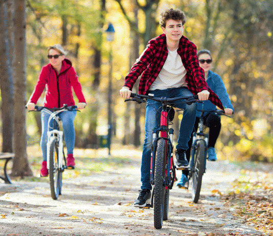5 Beneficios de andar en bicicleta que tienes que conocer 5 Beneficios de andar en bicicleta que tienes que conocer