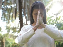 15 beneficios del yoga | ¡Mejora tu vida física y espiritual! beneficios del yoga