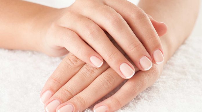 ¿Uñas débiles y quebradizas? ¡Descubre cómo fortalecerlas!