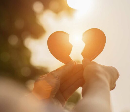 ¿Cómo superar un ruptura amorosa? | 7 ejercicios efectivos ¿Cómo superar una ruptura amorosa? 7 consejos