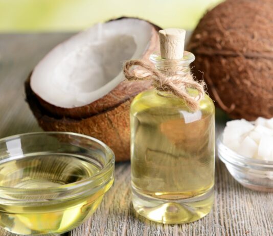 Beneficios del aceite de coco | Un excelente remedio natural Beneficios del aceite de coco | Un excelente remedio natural