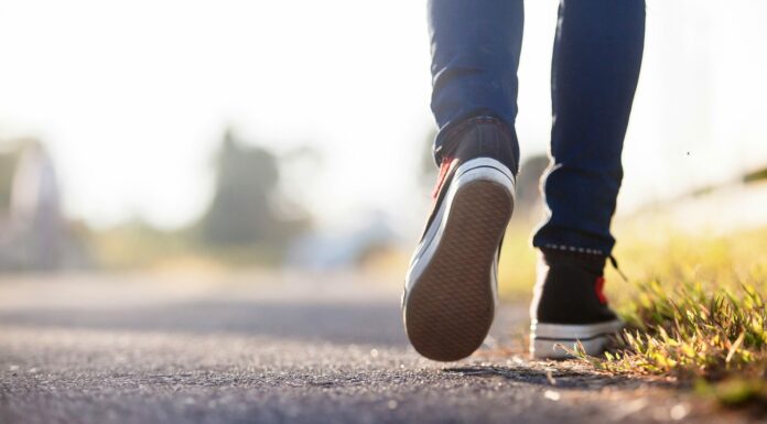Beneficios de caminar | Un hábito bueno para la salud Beneficios de caminar