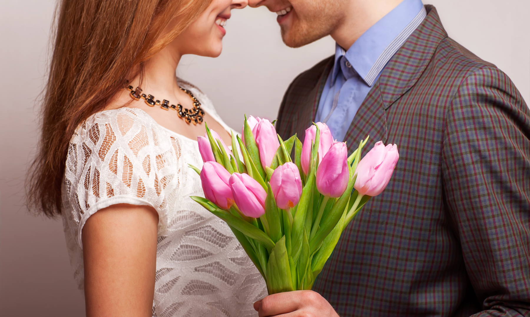 Por qué regalar flores no pasa nunca de moda? ¡Descúbrelo! Por qué regalar flores no pasa nunca de moda? ¡Descúbrelo!
