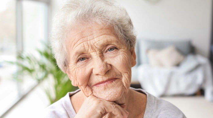 Teleasistencia para personas mayores: lo que debes saber teleasistencia para personas mayores