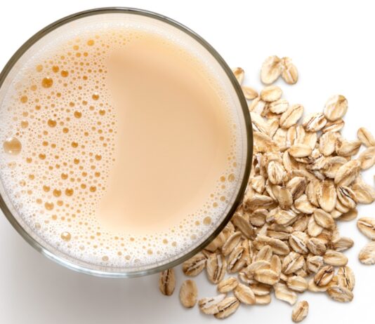 ¿La bebida de avena es saludable?