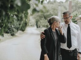 El duelo tras un fallecimiento: etapas y cómo superarlo el duelo tras un fallecimiento