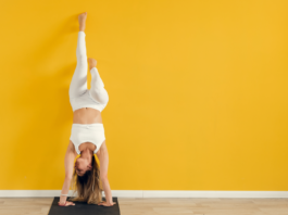 Pilates de pared en casa | Beneficios y ejercicios clave Pilates de pared en casa